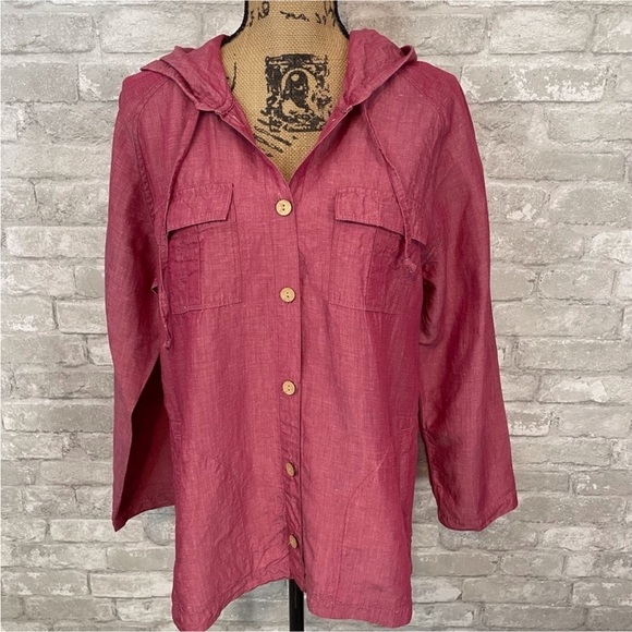 Tommy Bahama Washed Red Linen Button Down top - Picture 1 of 4